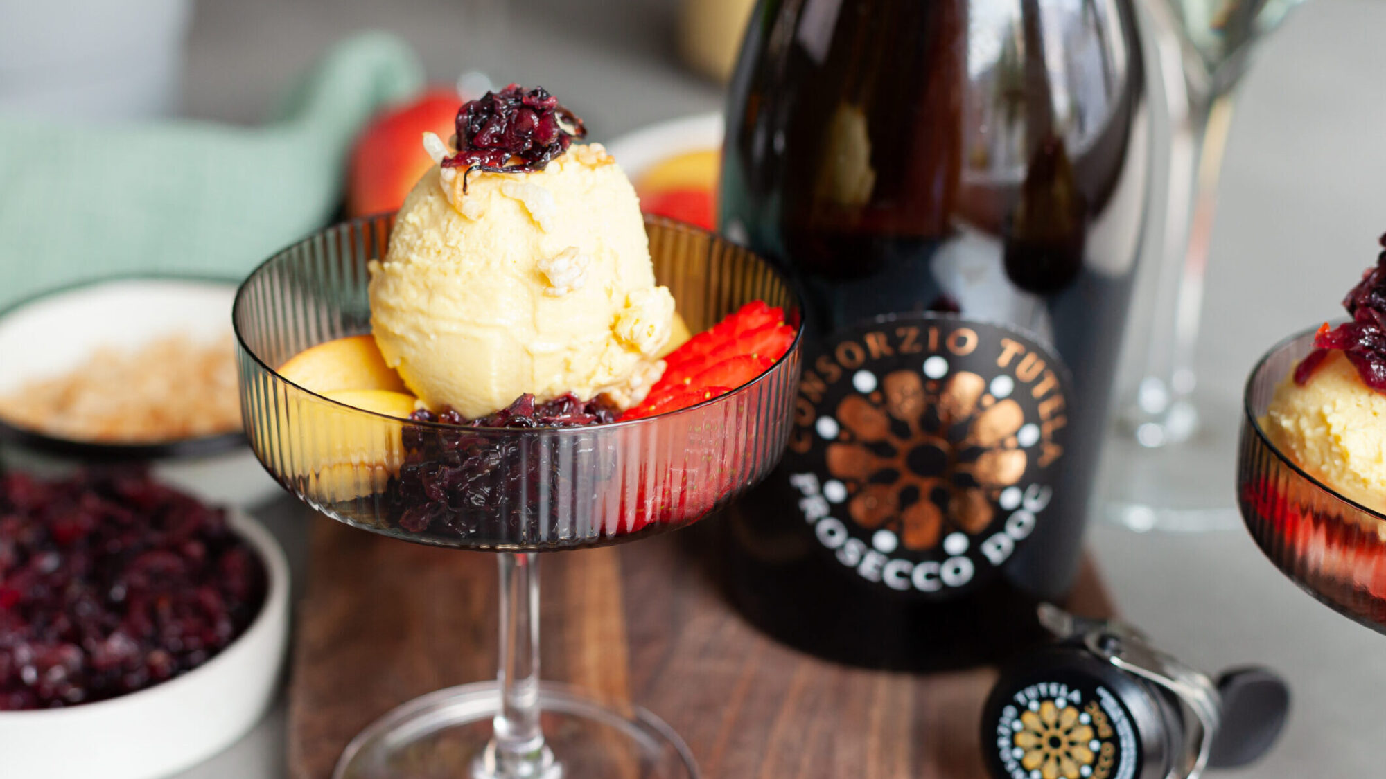 Zum Anbeißen: Kürbis-Ricotta-Ravioli mit Amarettini-Butter und Prosecco ...