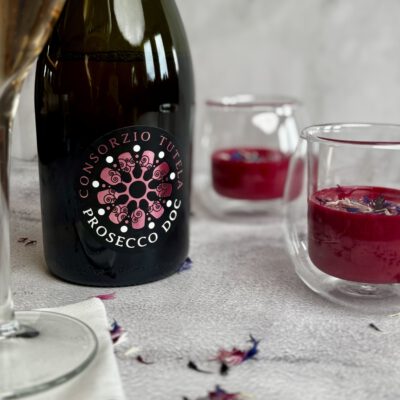 Rote Bete Weinschaumcreme mit prickelndem Prosecco DOC.