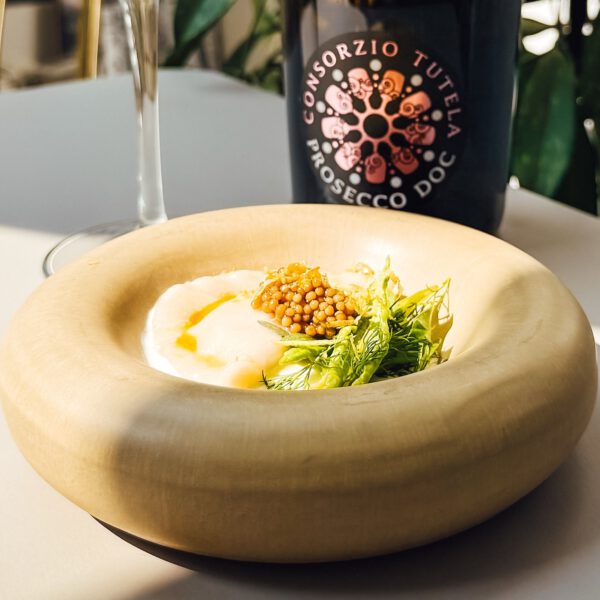 Pattison Wareniki mit Estragon und Ziegenfrischkäse in Kombination mit Prosecco DOC.